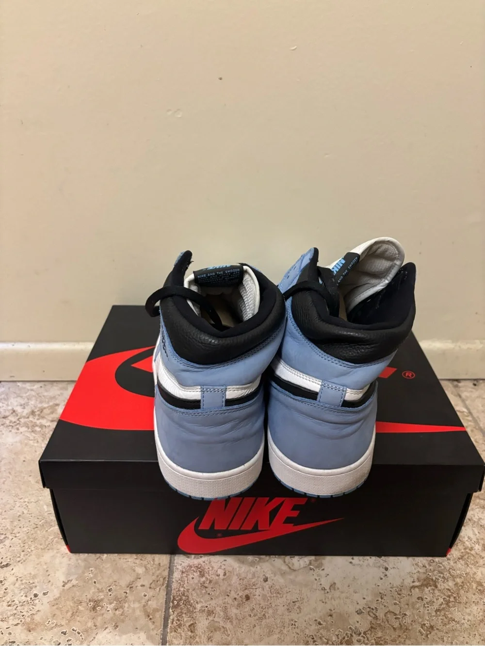 Air Jordan 1 University Blue size 16 555088-134